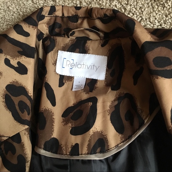 Cheetah Print Rain Jacket - Picture 8 of 8